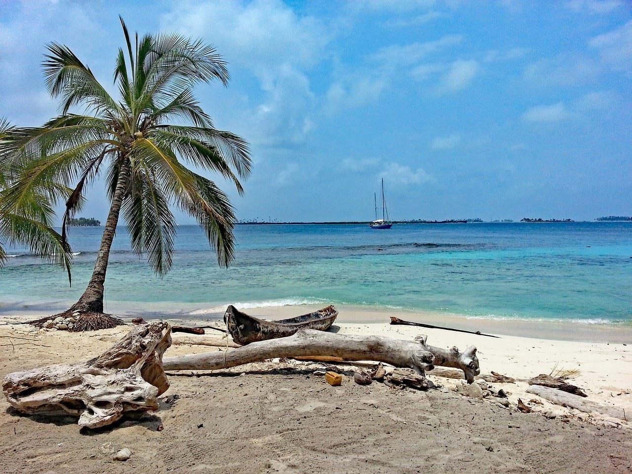 10 Places to Visit on a Caribbean Catamaran Charter | SailChecker