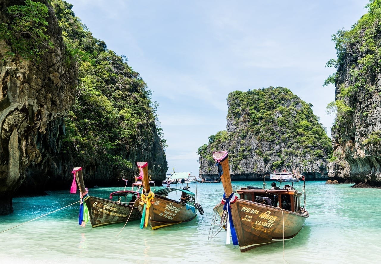 Ultimate Guide to a Thailand Yacht Charter SailChecker