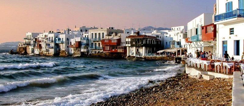 cyclades-sailing-itinerary-paros houses in Mykonos on a cyclades sailing itinerary