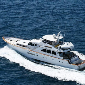 motor yacht captivator