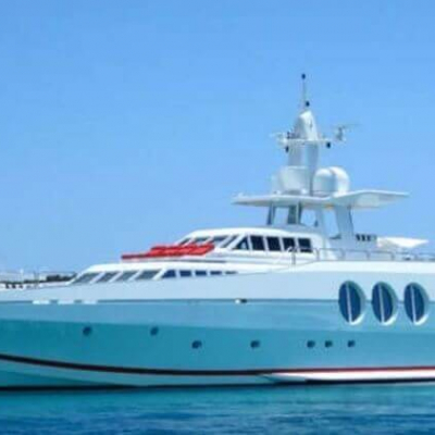 motor yacht never say never