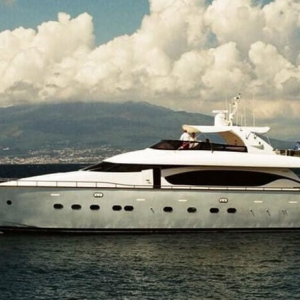 motor yacht sands1