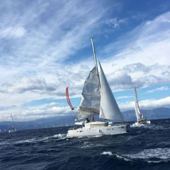 my first regatta – catamarans cup – lagoon 450 – broken mainsail