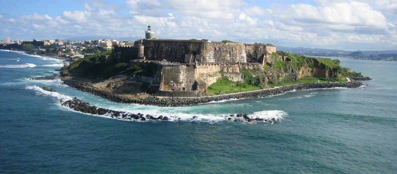 castle and the ocean on a Puerto Rico sailing itinerary